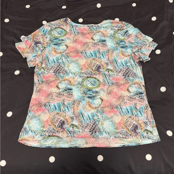 Colorful Patterned Top - Picture 2 of 3